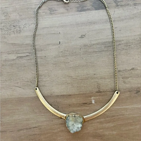 Gold and Blue Stone Pendant Boutique Necklace - Picture 4 of 4